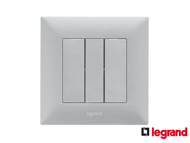 Вимикачі та розетки Legrand Niloe Step