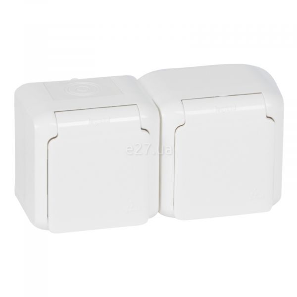 Розетка 220В Legrand 782374 Quteo IP44