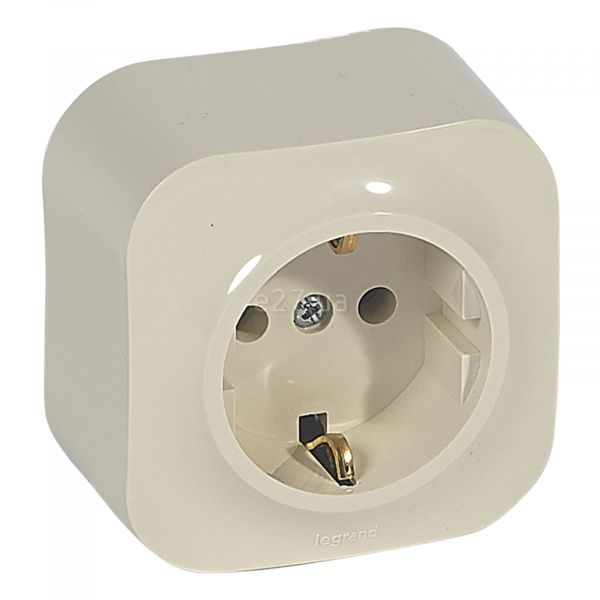 Розетка 220В Legrand 782441 Quteo