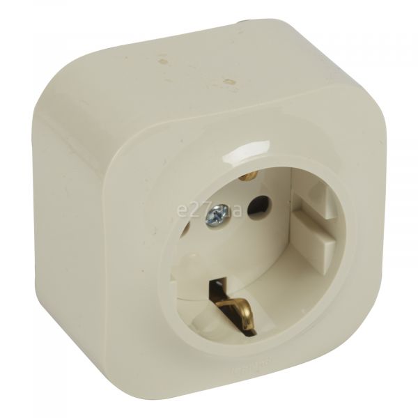 Розетка 220В Legrand 782450 Quteo
