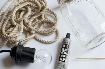 Необходимые материалы, чтобы сделать светильник из банки